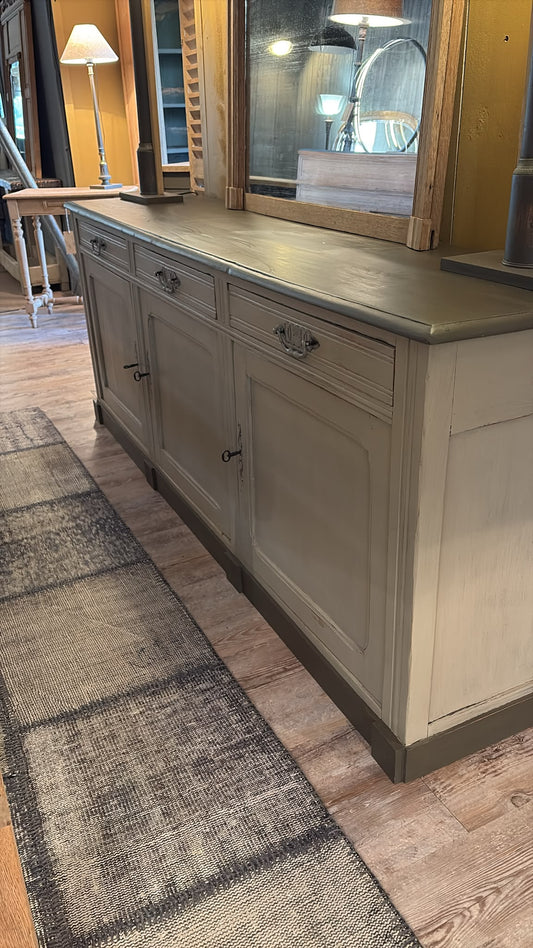Enfilade chêne début XXᵉ, patinée vert bronze et gris lin
