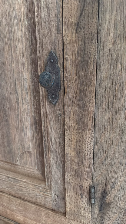 Armoire chêne massif – Début XXᵉ