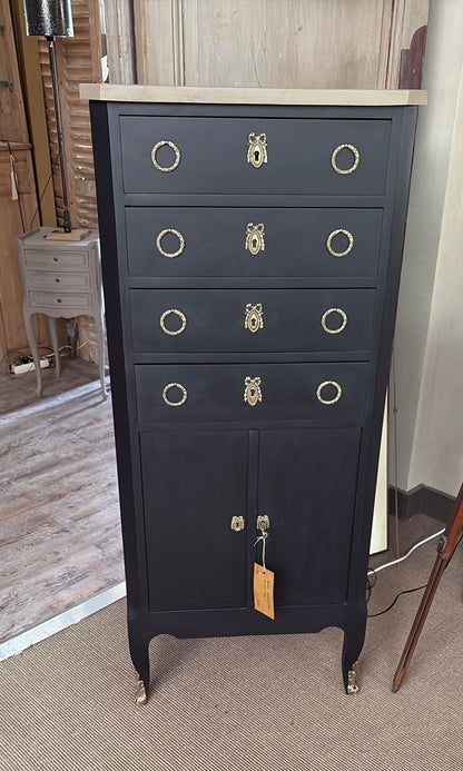 Meuble chiffonnier, patiné noir