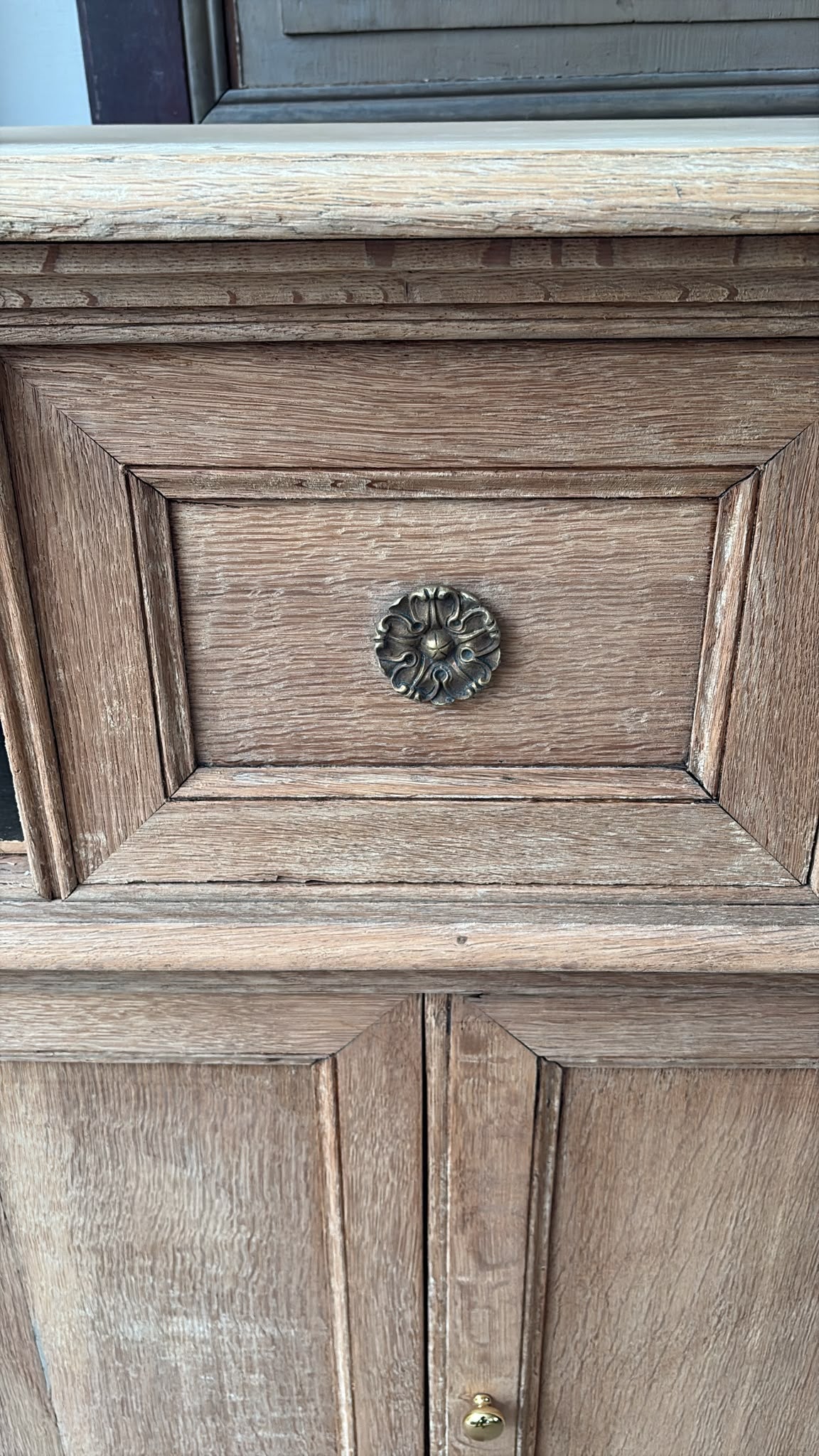 Mobilier de bureau à clapets