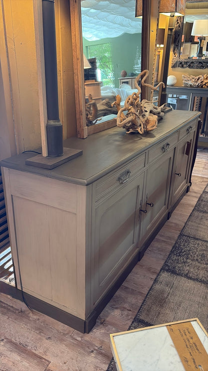 Enfilade début XXᵉ en chêne – Patinée vert bronze & gris lin