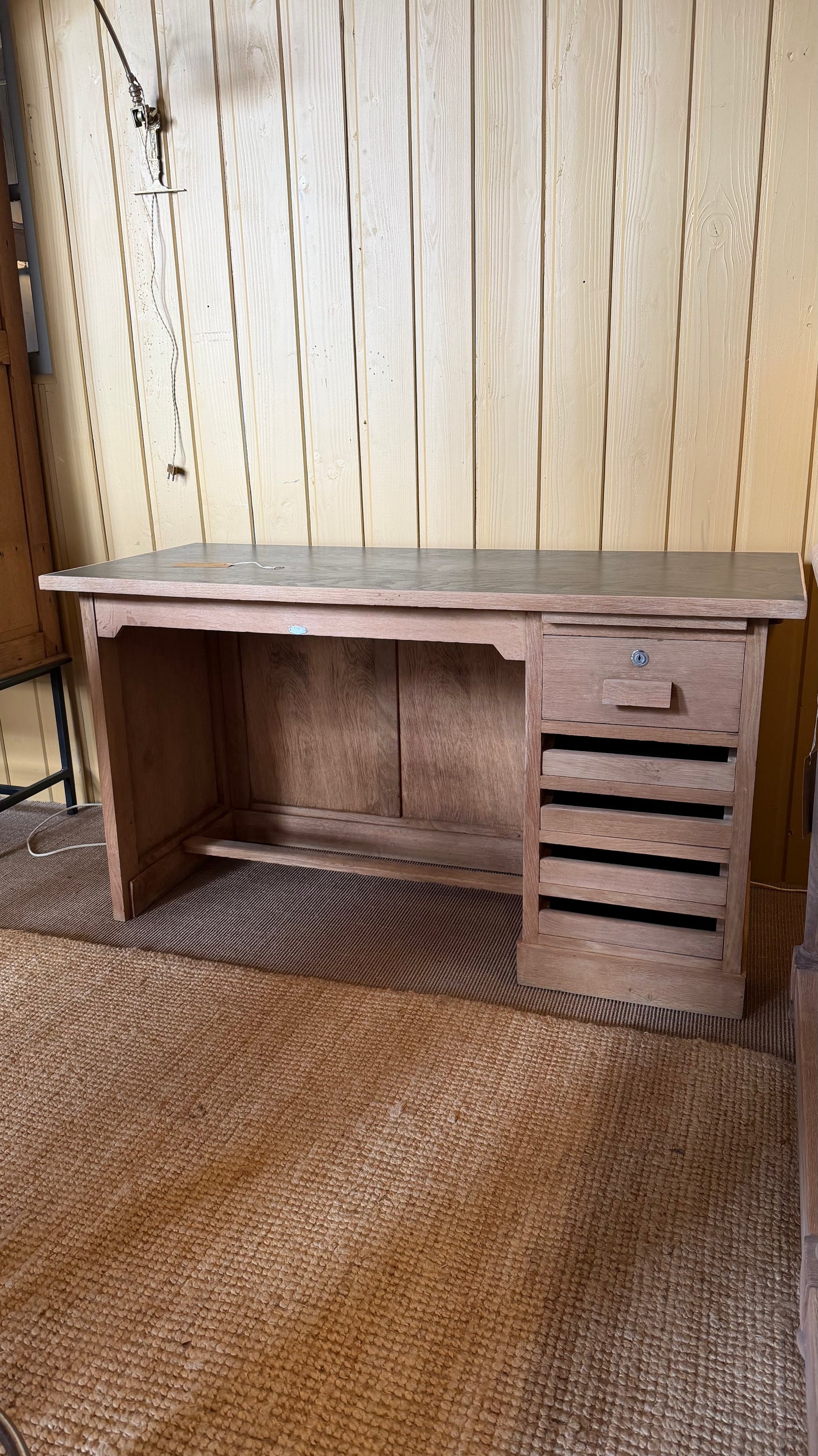 Bureau en chêne année 50
