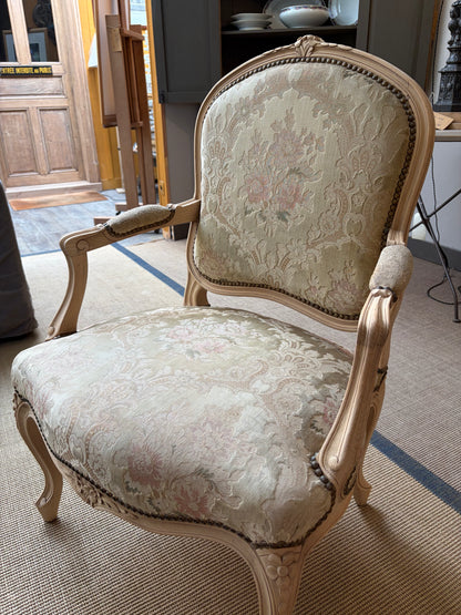 Paire de fauteuils XIXᵉ, tapisserie d'origine