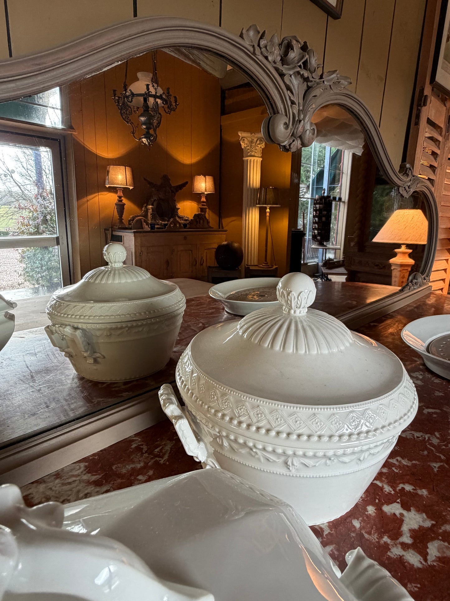 Buffet début XXᵉ en chêne patiné, gris lichen