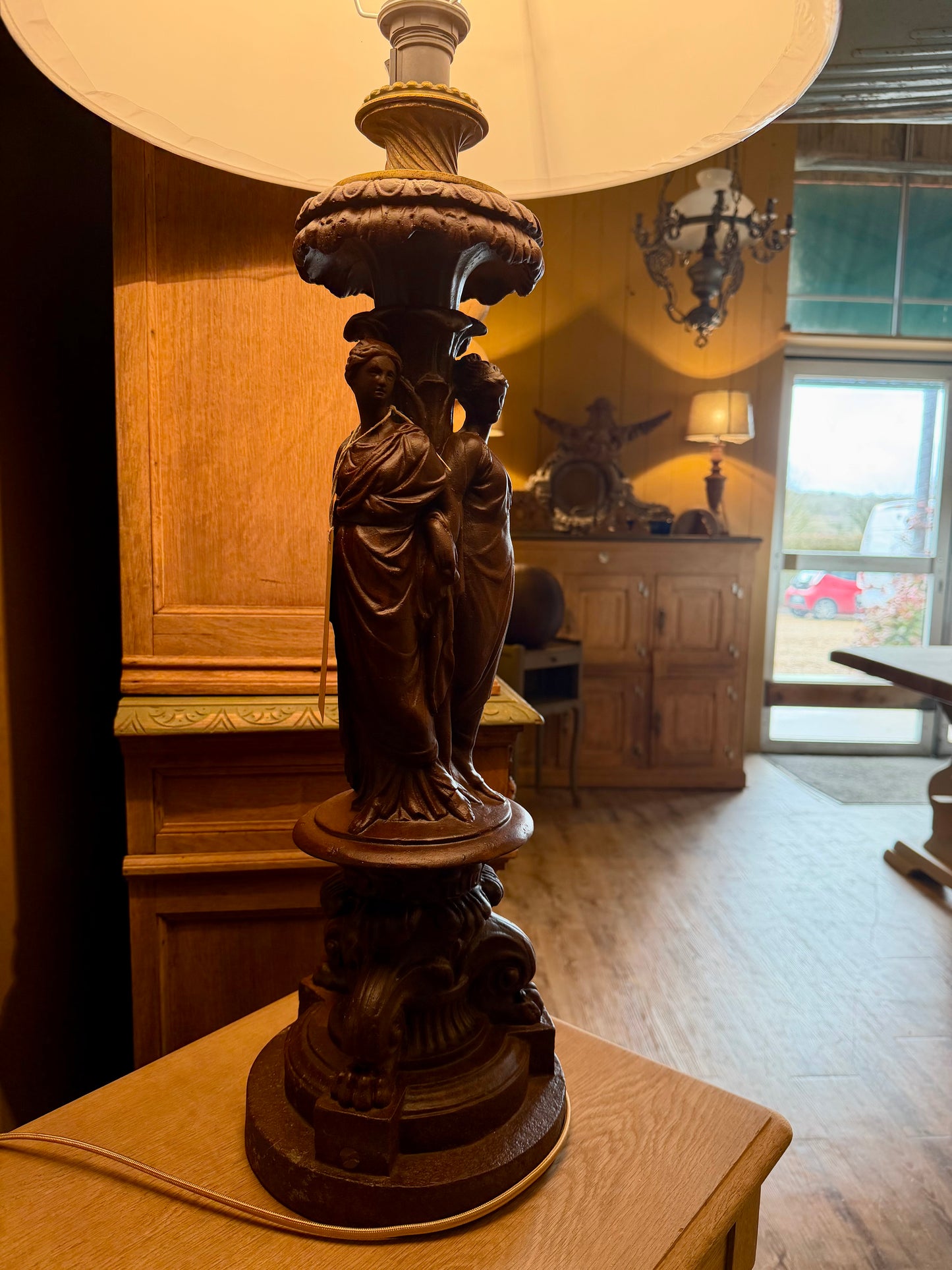 Lampe fonte « Les Trois Grâces »