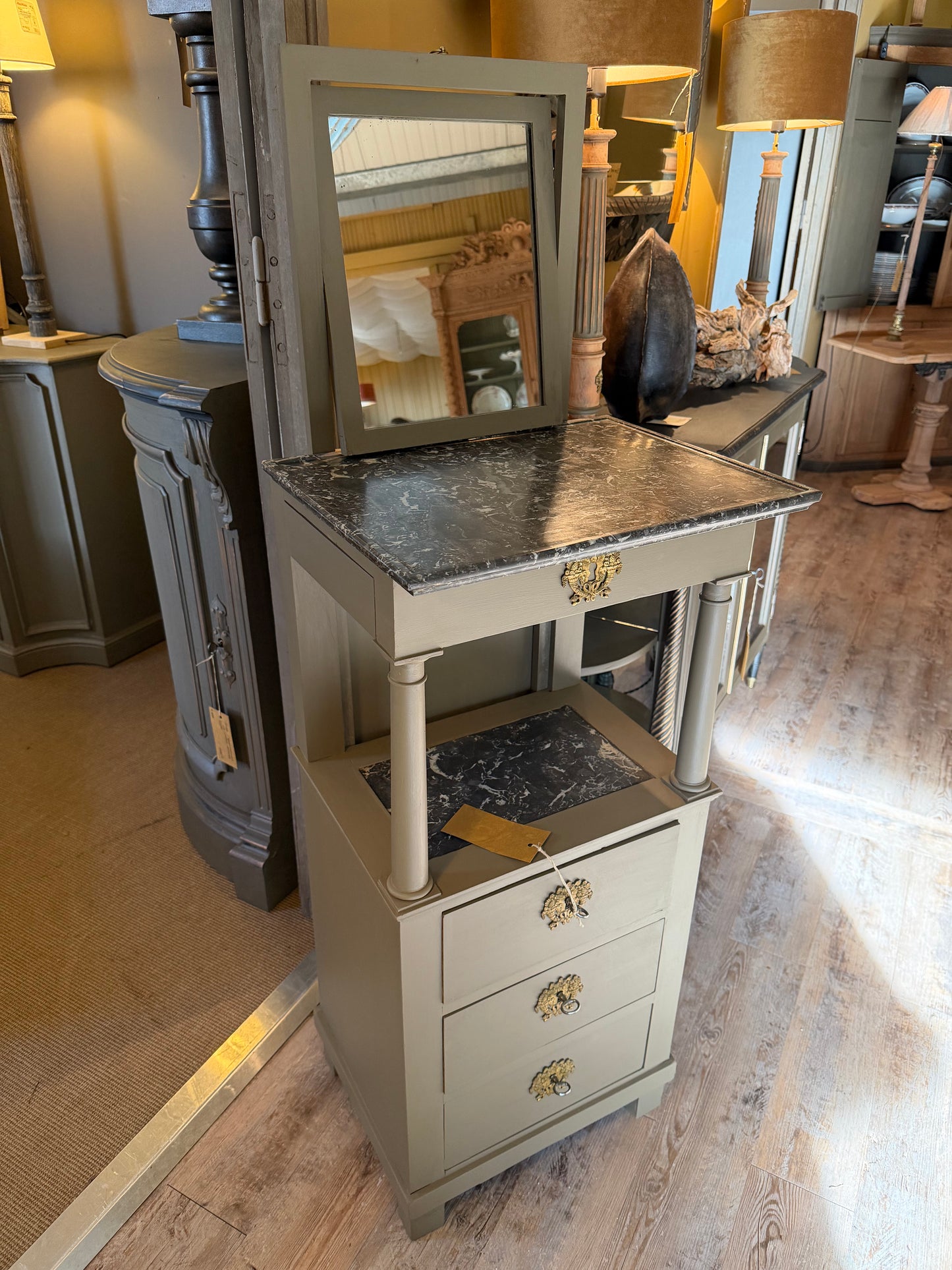 Barbier empire en acajou patiné