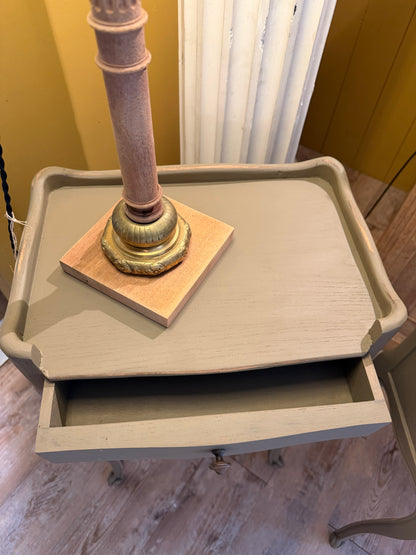 Paire de chevets, chêne patiné