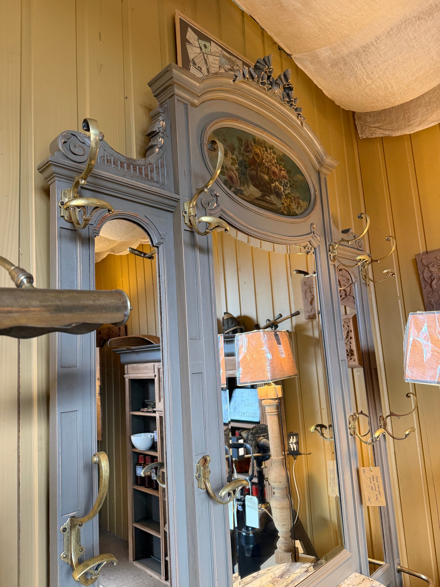 Porte-manteaux hêtre patiné “Lichen”, 1920