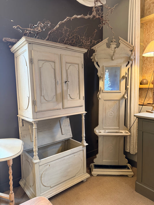 Buffet/coffre XIXème chêne patiné