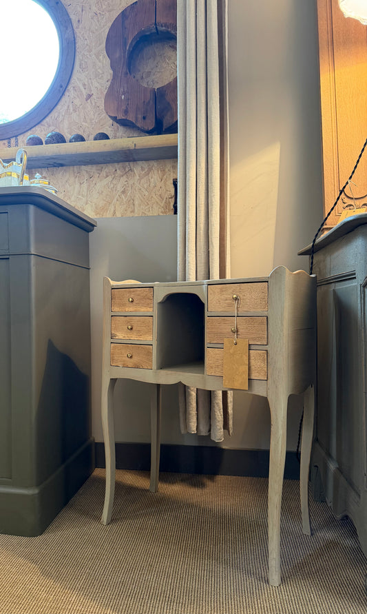 Meuble à tiroirs chêne