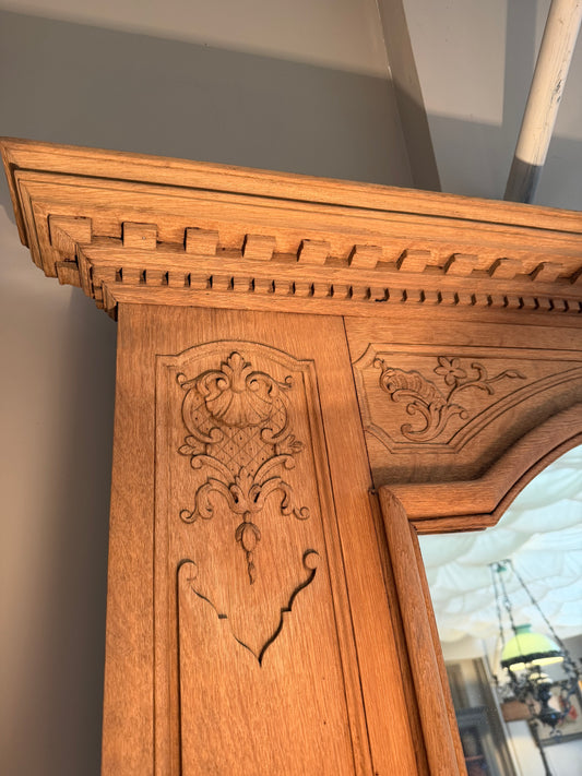 Miroir de style Louis XV