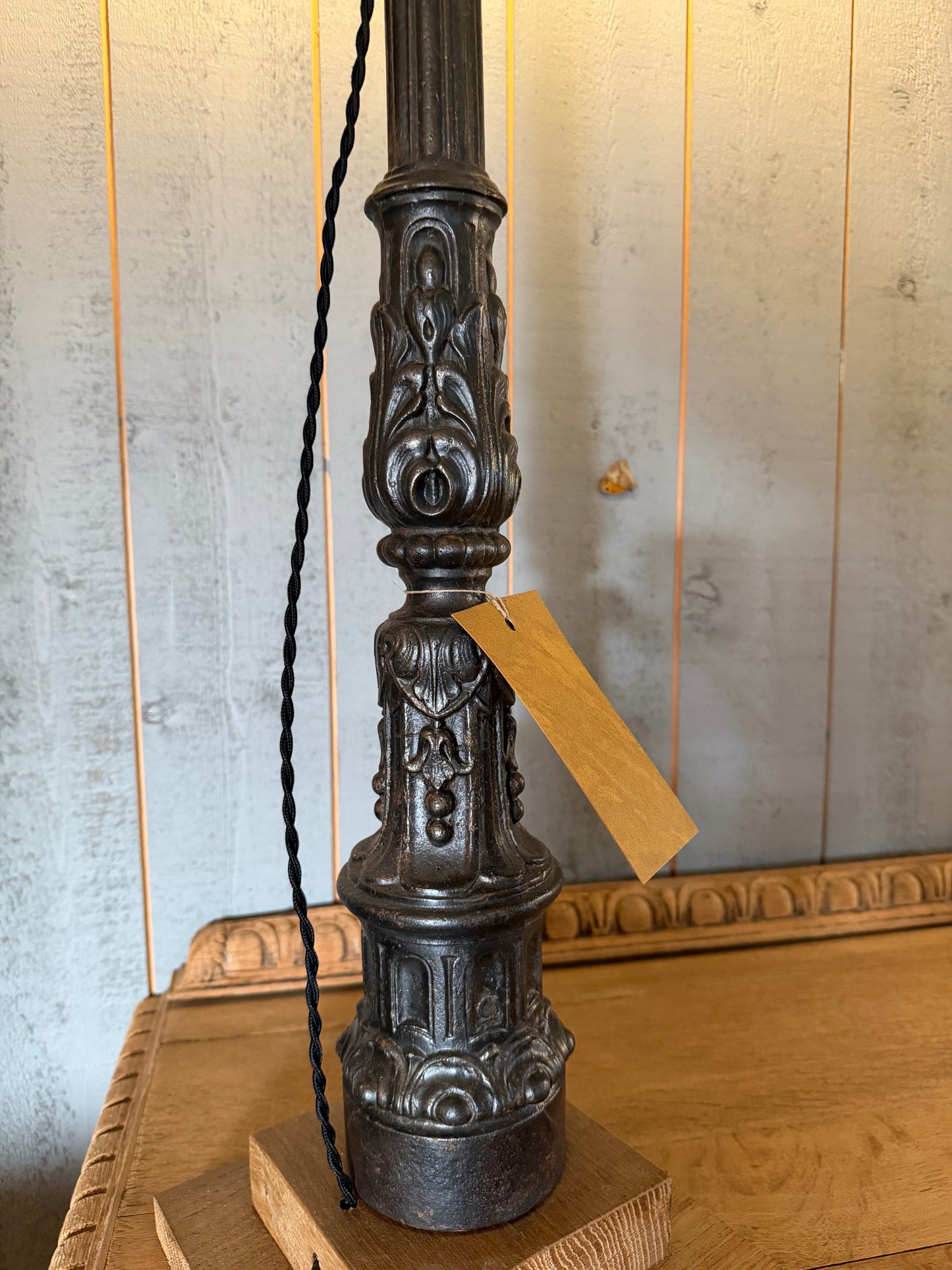 Lampe "Rambarde" en fonte