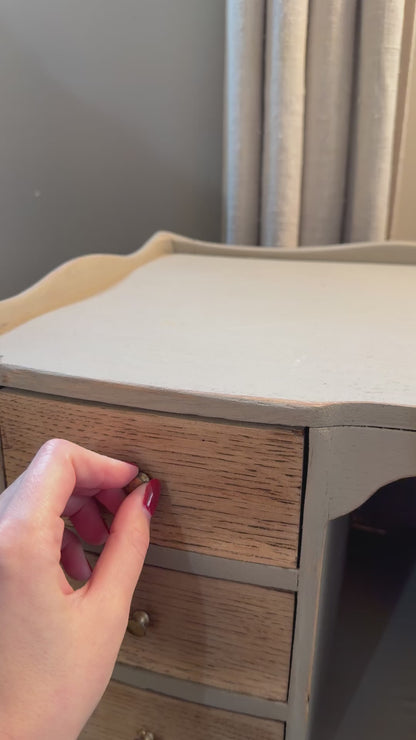 Meuble à tiroirs chêne